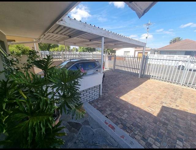 3 BEDROOM HOUSE FOR SALE IN VASCO ESTATE